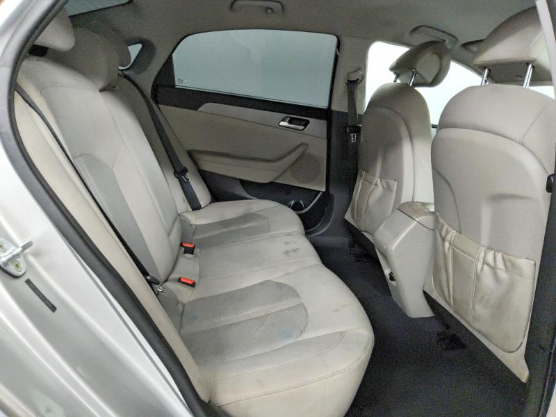 Photo 10 from auction – 2015 HYUNDAI SONATA SE with VIN 5NPE24AF9FH136455