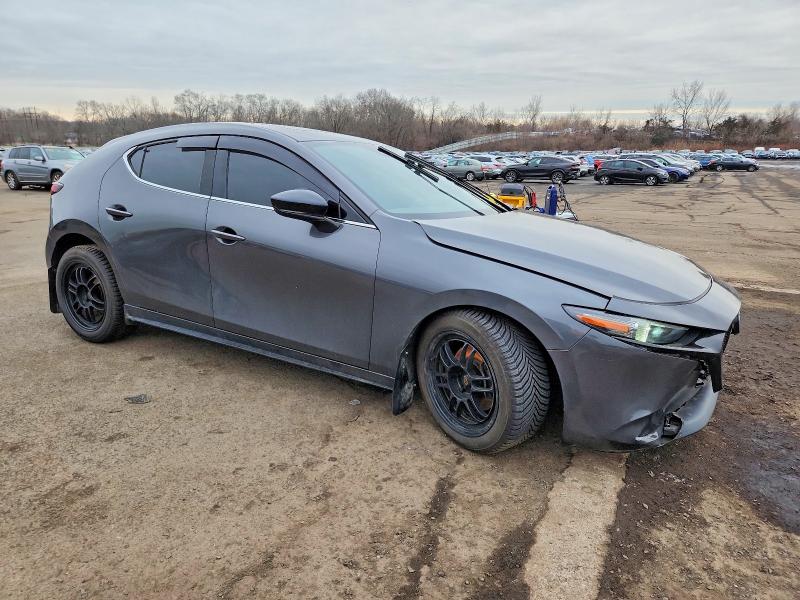 Photo 4 from auction – 2021 MAZDA 3 with VIN JM1BPBJY2M1340920
