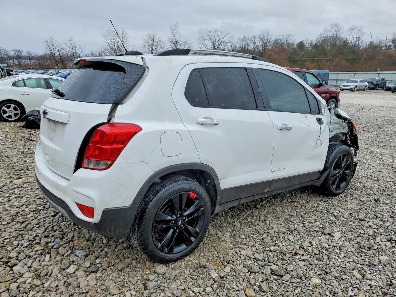 Photo 3 from auction – 2018 CHEVROLET TRAX with VIN 3GNCJLSB7JL167056
