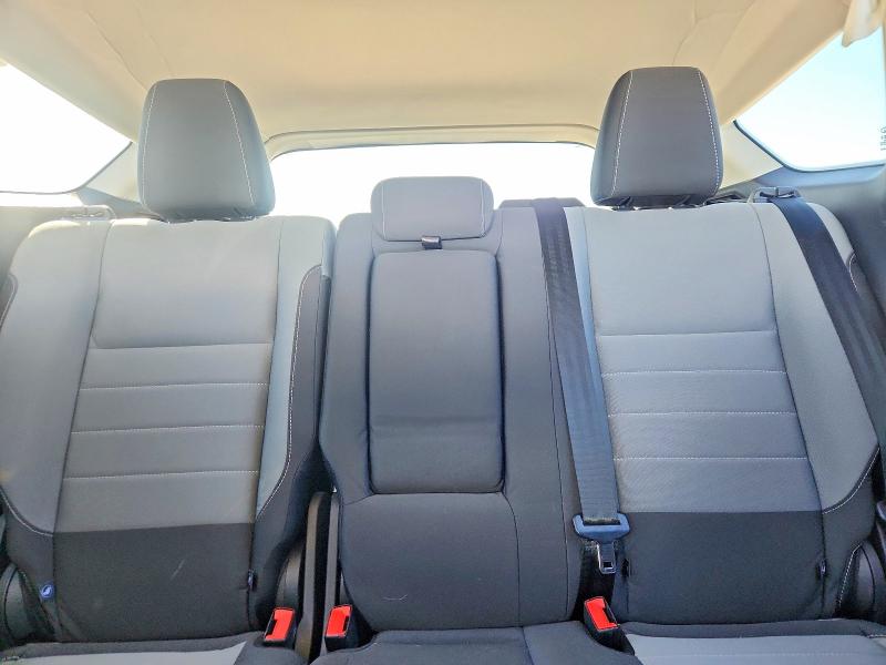 Photo 10 from auction – 2016 FORD ESCAPE with VIN 1FMCU0GX7GUA83137