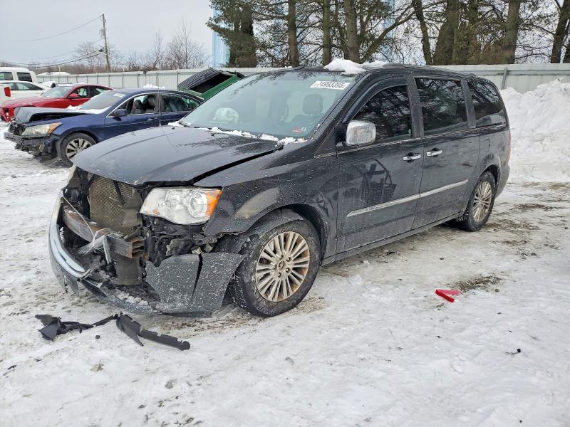 CHRYSLER TOWN & COU 2011 with VIN 2A4RR6DG5BR759494 - Photo from auction