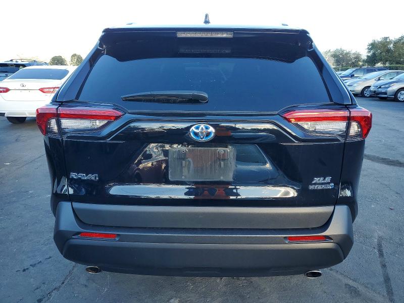 Photo 6 from auction – 2024 TOYOTA RAV4 XLE with VIN 2T3RWRFV9RW196736