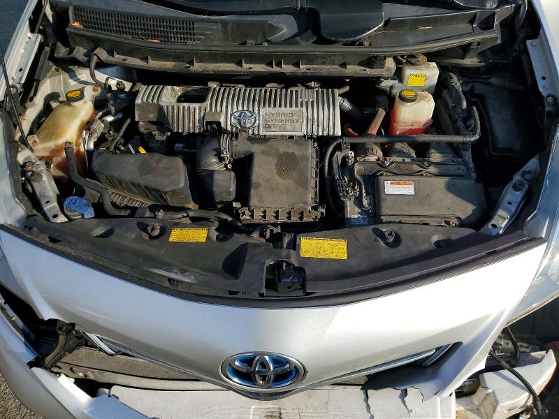 Photo 11 from auction – 2013 TOYOTA PRIUS V with VIN JTDZN3EUXD3215136