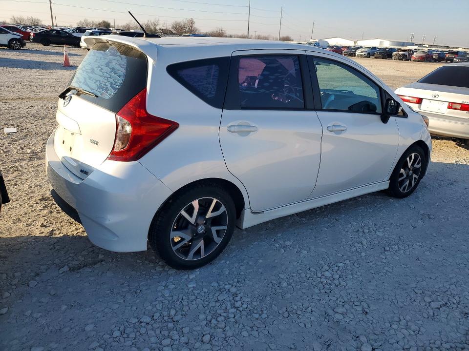 Photo 3 from auction – 2015 NISSAN VERSA NOTE with VIN 3N1CE2CP8FL450108