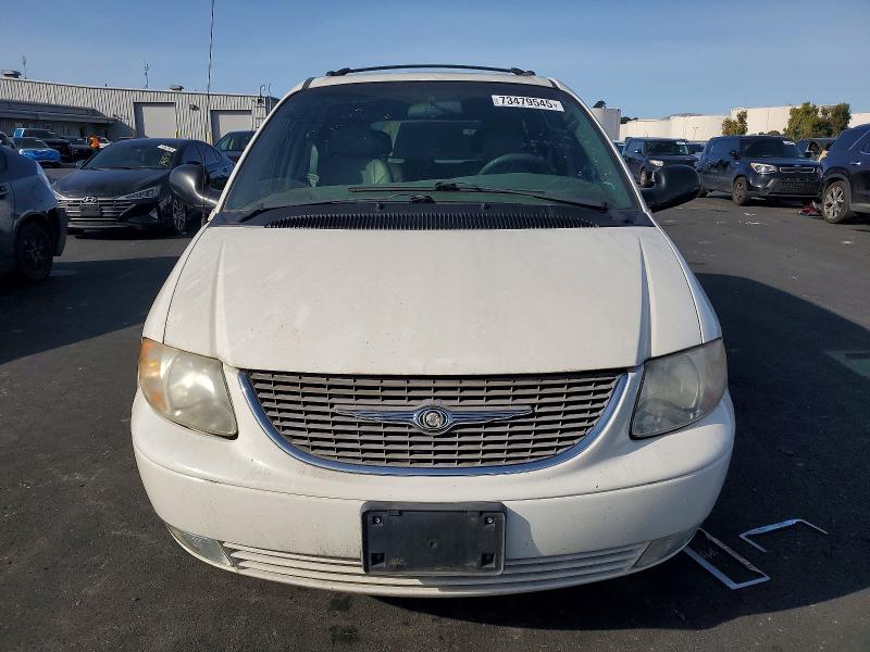 Photo 5 from auction – 2002 CHRYSLER TOWN & COU with VIN 2C4GP54L52R578115