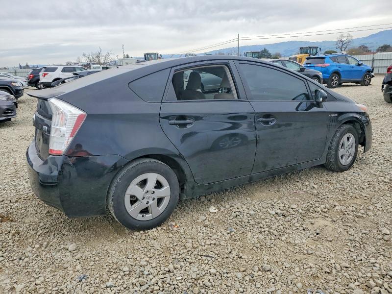 Фото 3 с аукциона – 2011 TOYOTA PRIUS с VIN JTDKN3DU3B0307030