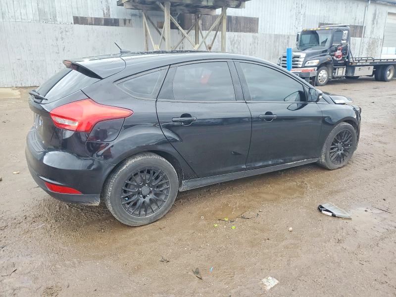 Photo 3 from auction – 2016 FORD FOCUS with VIN 1FADP3K2XGL248123