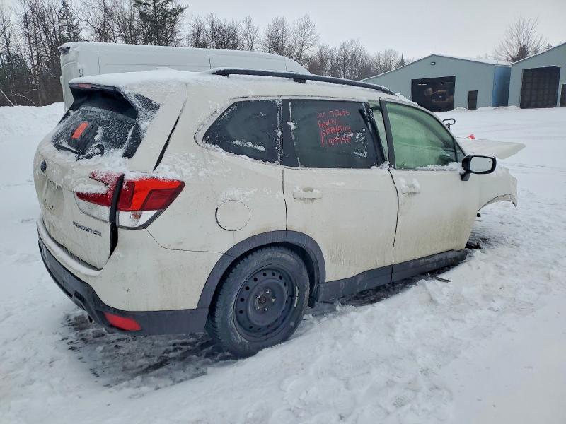 Photo 3 from auction – 2019 SUBARU FORESTER L with VIN JF2SKEUC2KH409790