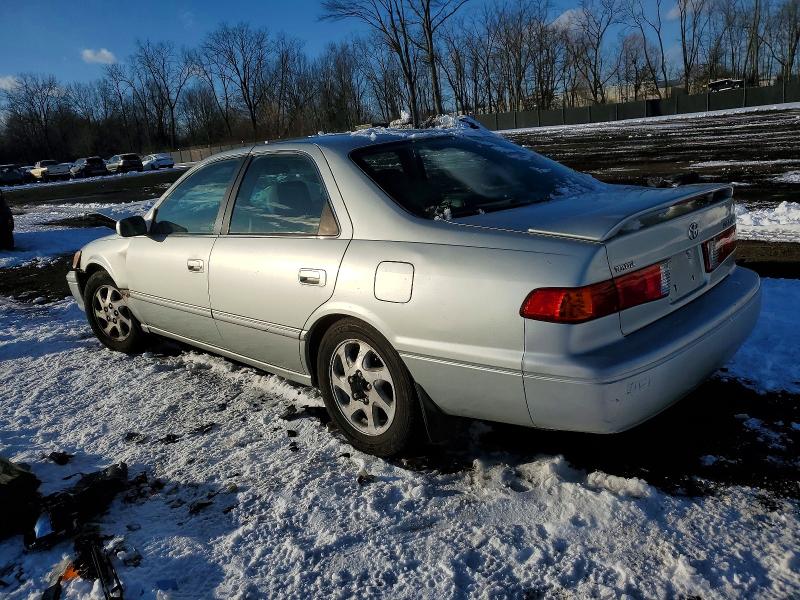 Photo 2 from auction – 2001 TOYOTA CAMRY LE with VIN JT2BG28K910561233