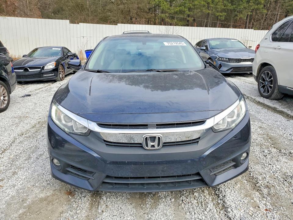 Photo 5 from auction – 2017 HONDA CIVIC EX with VIN 2HGFC1F35HH659029