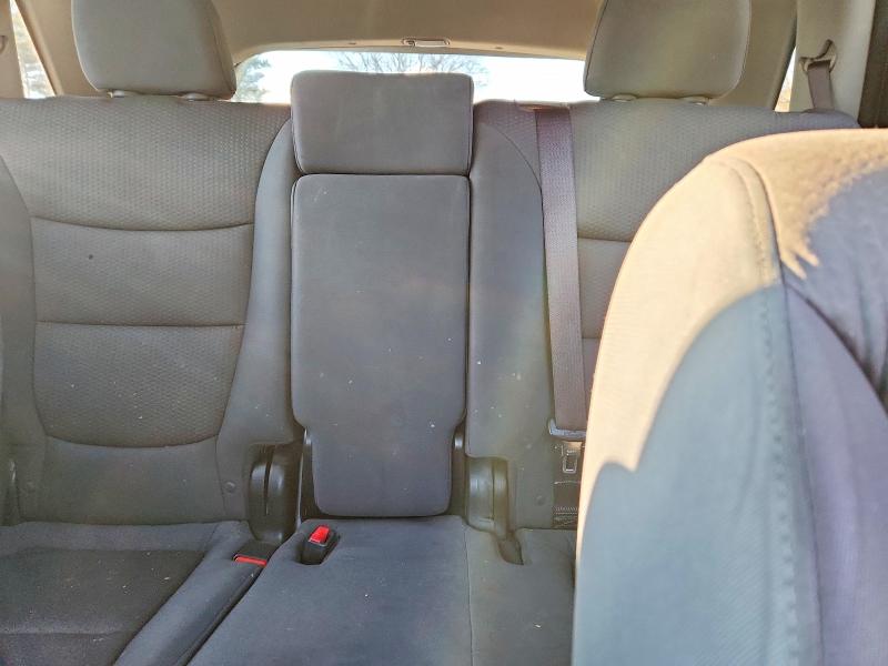 Photo 10 from auction – 2013 KIA SORENTO with VIN 5XYKT4A25DG420800