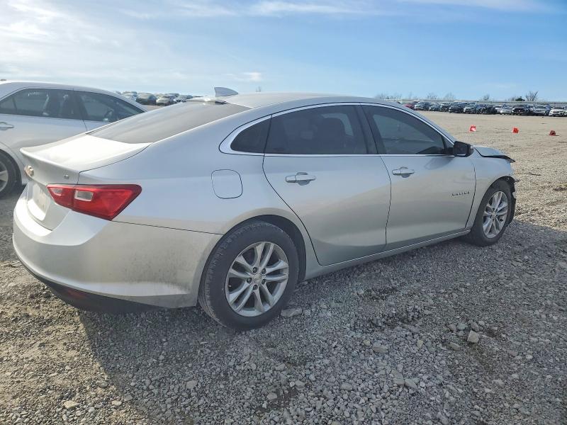 Photo 3 from auction – 2017 CHEVROLET MALIBU with VIN 1G1ZE5ST9HF229971