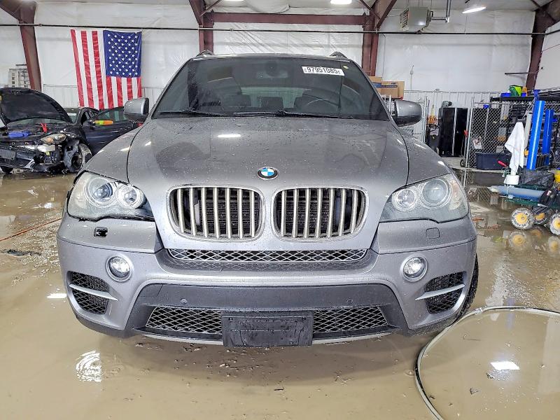 Photo 5 from auction – 2011 BMW X5 XDRIVE5 with VIN 5UXZV8C54BL421590