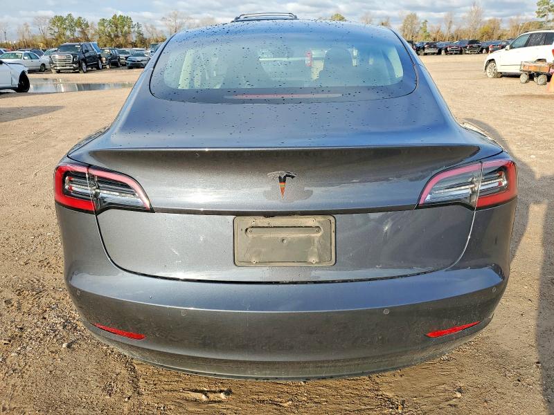 Photo 6 from auction – 2022 TESLA MODEL 3 with VIN 5YJ3E1EA4NF375551