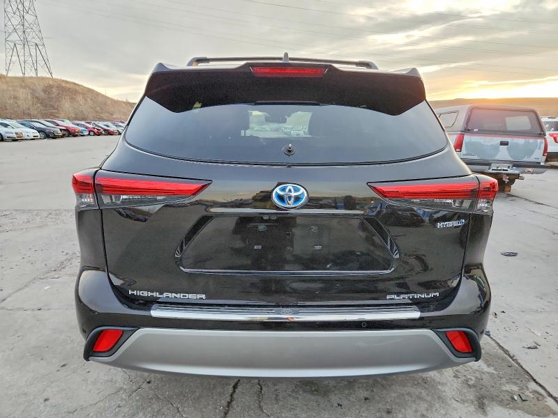 Photo 6 from auction – 2021 TOYOTA HIGHLANDER with VIN 5TDEBRCH2MS020162