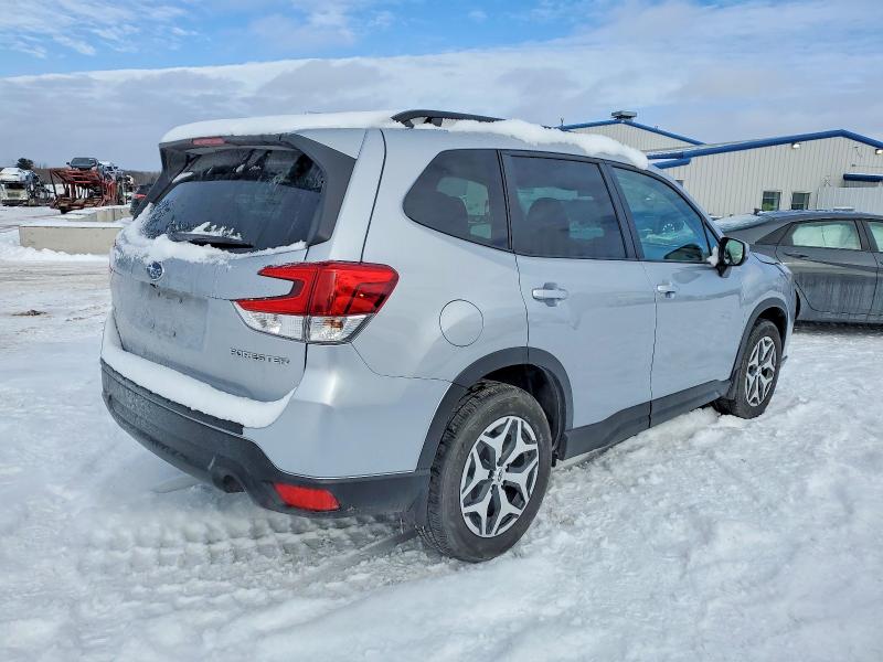 Photo 3 from auction – 2022 SUBARU FORESTER P with VIN JF2SKAEC4NH406384