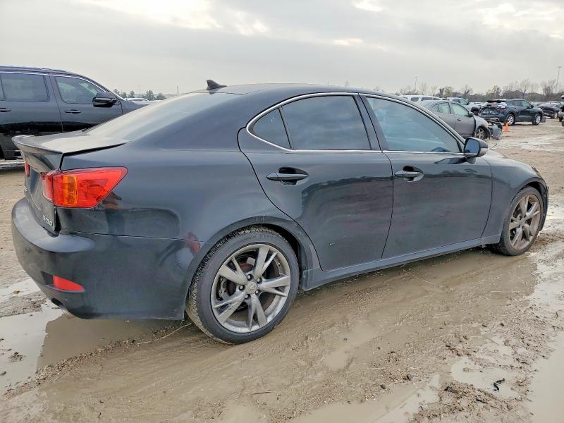 Photo 3 from auction – 2010 LEXUS IS with VIN JTHBF5C24A5117164