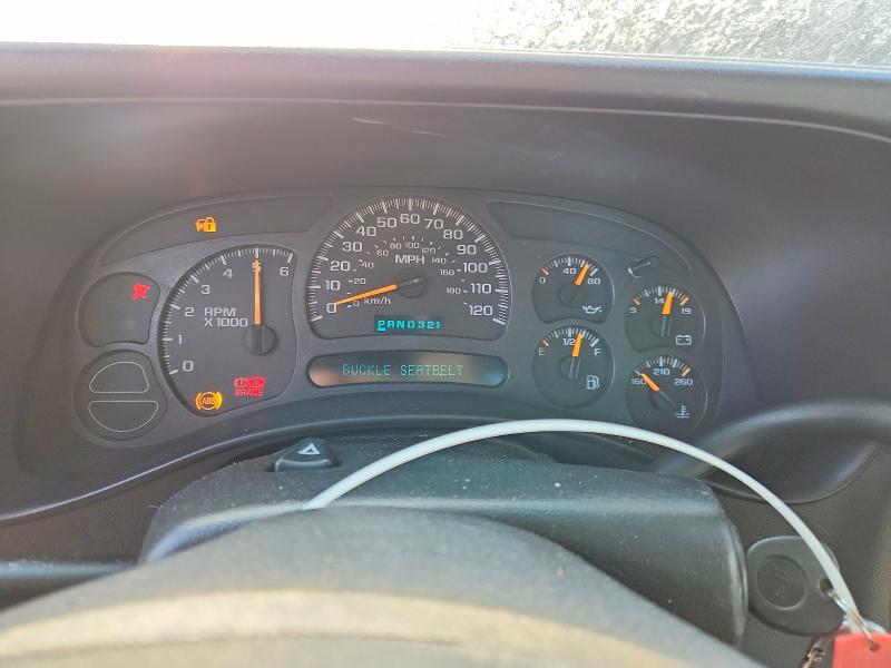 Photo 9 from auction – 2004 CHEVROLET SILVERADO with VIN 1GCEC14X24Z134942
