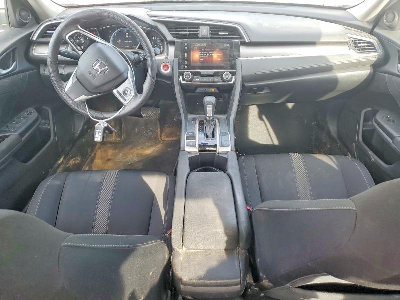 Photo 8 from auction – 2018 HONDA CIVIC EX with VIN 19XFC2F7XJE039415
