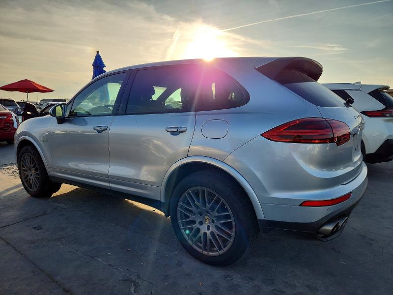 Photo 2 from auction – 2017 PORSCHE CAYENNE SE with VIN WP1AE2A2XHLA70857