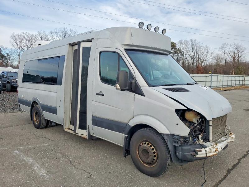 Photo 4 from auction – 2013 BENZ SPRINTER CAB & CHASS with VIN WDAPF4CCXD5814565