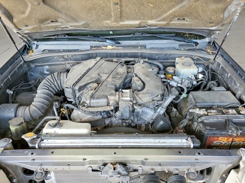 Photo 11 from auction – 2004 TOYOTA 4RUNNER SR with VIN JTEBU14R640033470