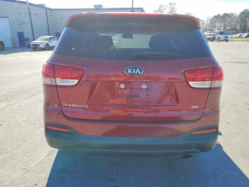 Photo 6 from auction – 2017 KIA SORENTO LX with VIN 5XYPG4A32HG257676