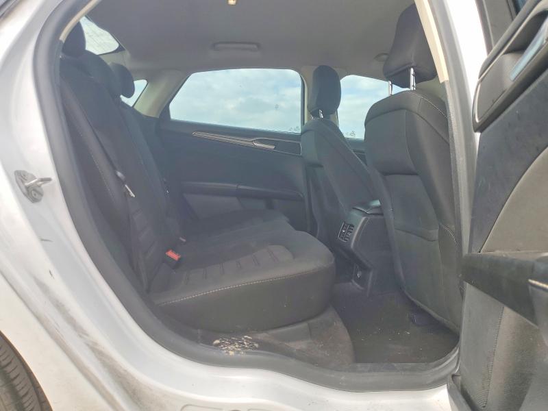 Photo 10 from auction – 2020 FORD FUSION with VIN 3FA6P0HD3LR245334