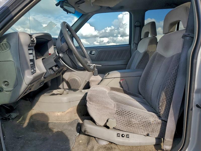 Photo 7 from auction – 1996 GMC JIMMY with VIN 1GKCS13W8T2505424