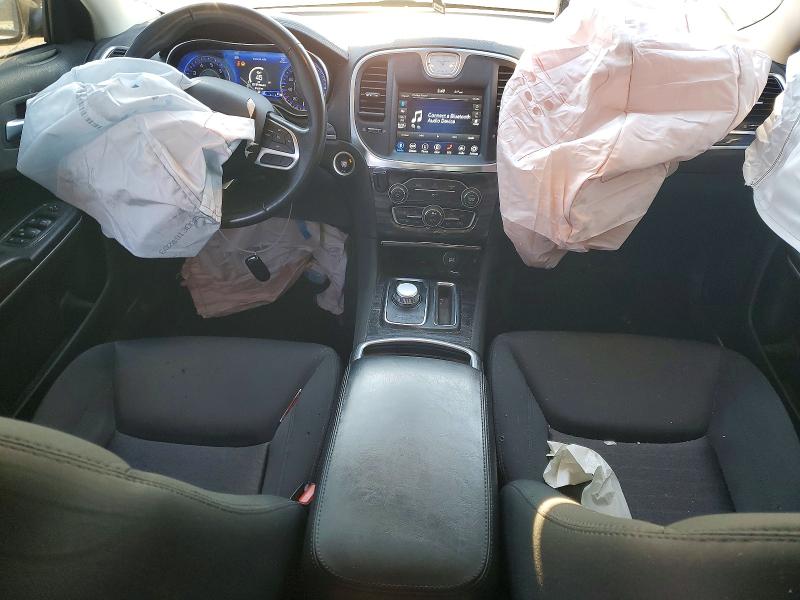 Photo 8 from auction – 2020 CHRYSLER 300 TOURIN with VIN 2C3CCAAG6LH137597