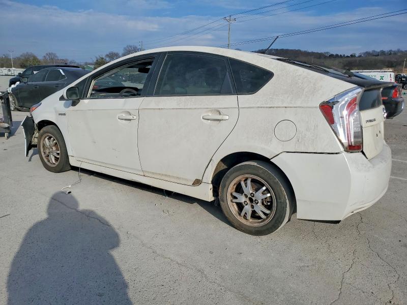 Photo 2 from auction – 2013 TOYOTA PRIUS with VIN JTDKN3DU4D5593685