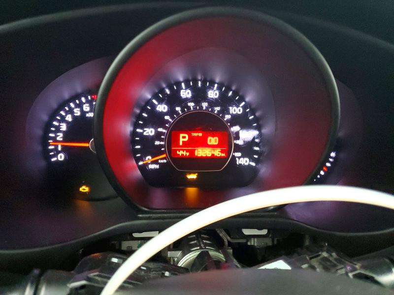 Photo 9 from auction – 2016 KIA SOUL with VIN KNDJN2A2XG7287298