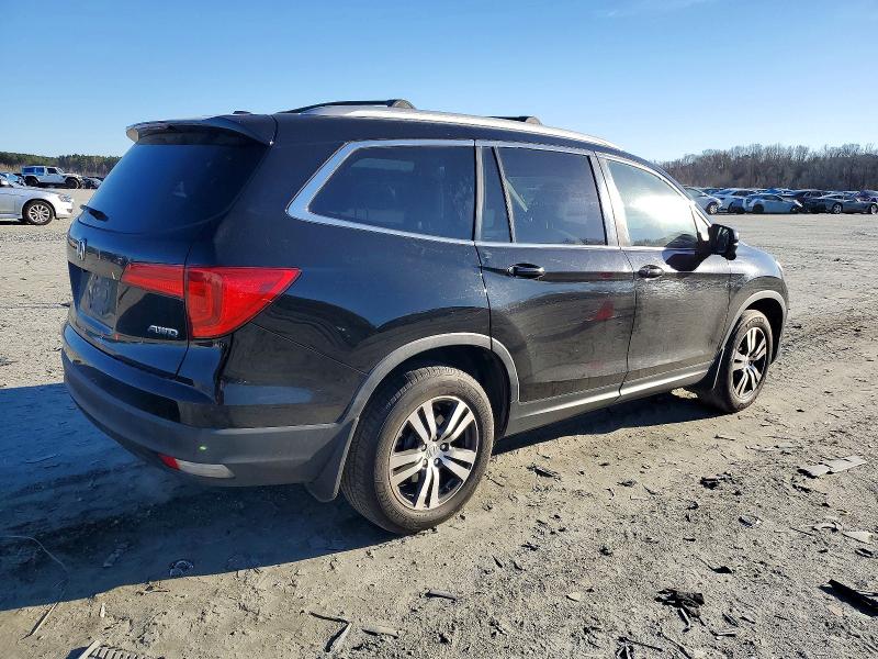Photo 3 from auction – 2017 HONDA PILOT EXL with VIN 5FNYF6H52HB033874