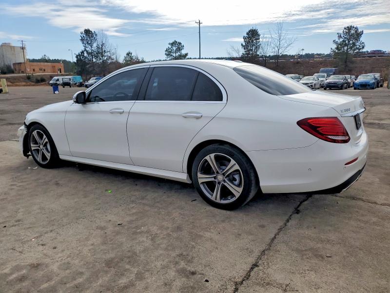 Photo 2 from auction – 2017 MERCEDES-BENZ E 300 with VIN WDDZF4JBXHA084367