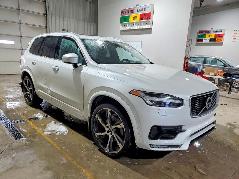 Photo 4 from auction – 2017 VOLVO XC90 T6 with VIN YV4A22PM0H1121620