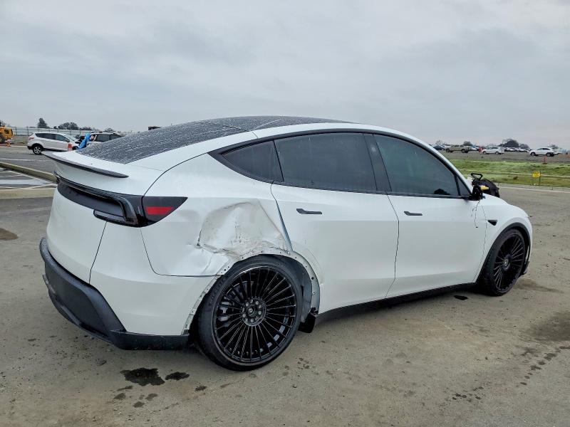 Photo 3 from auction – 2026 TESLA MODEL Y with VIN 7SAYGDED1TF428296