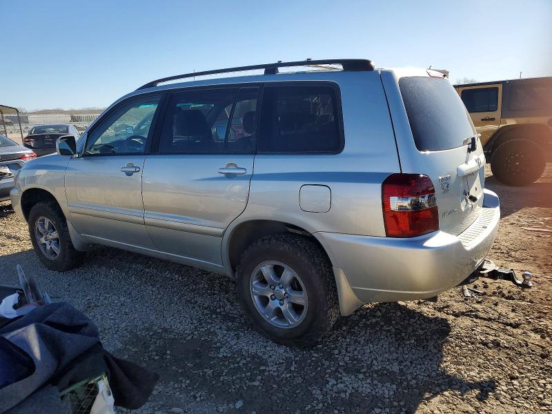 Photo 2 from auction – 2004 TOYOTA HIGHLANDER with VIN JTEEP21A540029418