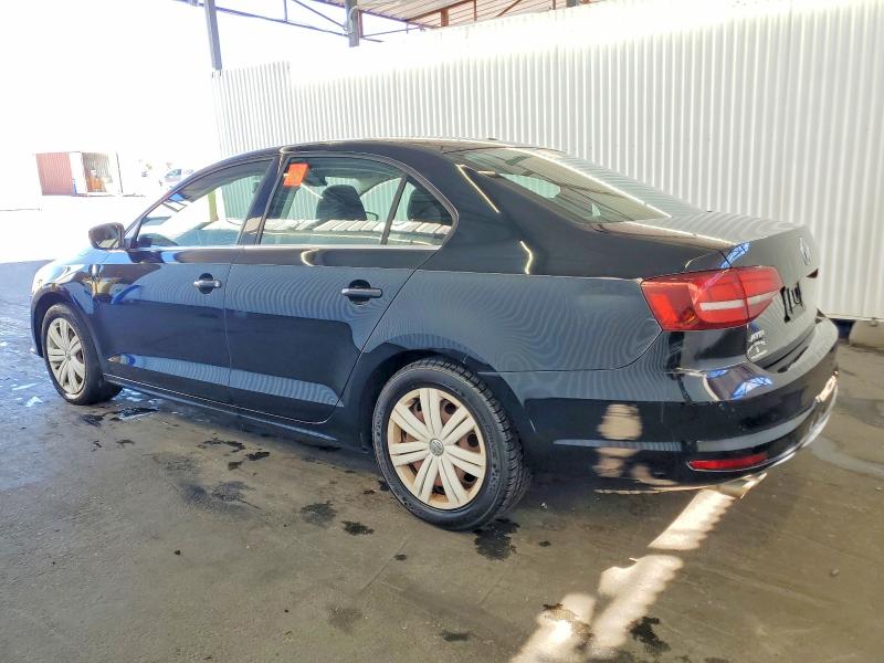 Photo 2 from auction – 2017 VOLKSWAGEN JETTA with VIN 3VW2B7AJ3HM332295
