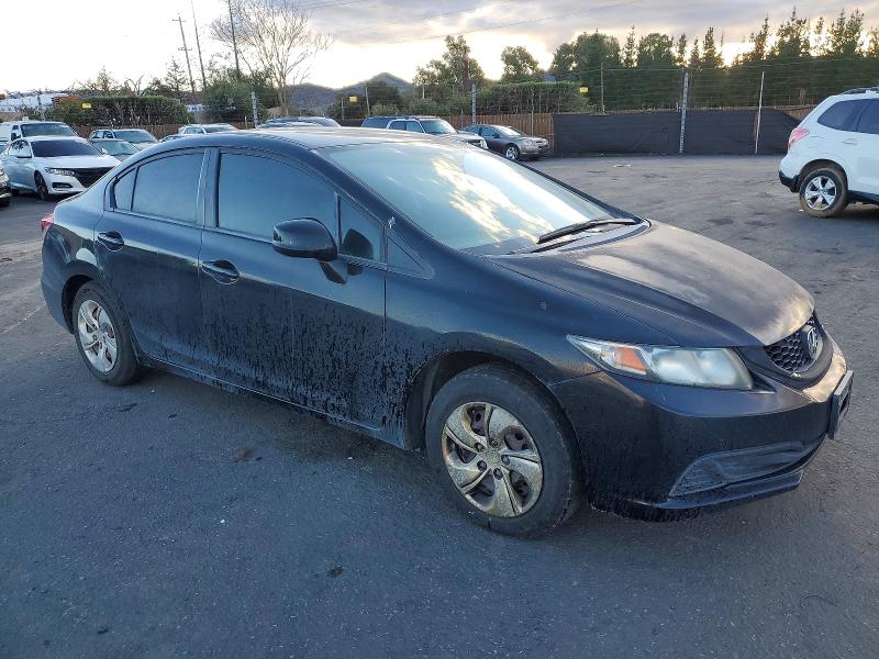 Photo 4 from auction – 2013 HONDA CIVIC LX with VIN 19XFB2F5XDE242018