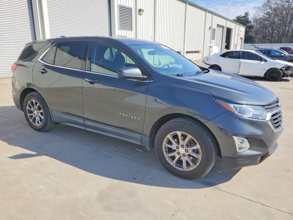 Photo 4 from auction – 2018 CHEVROLET EQUINOX LT with VIN 3GNAXJEV7JS574817
