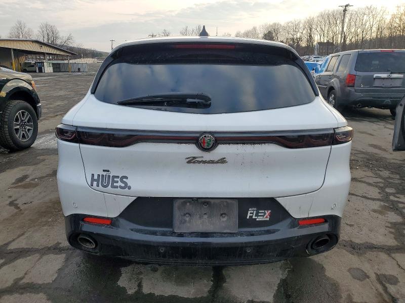 Photo 6 from auction – 2024 ALFA ROMEO TONALE VEL with VIN ZASPATDW5R3044183