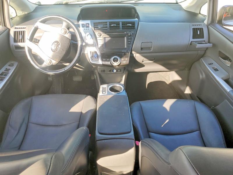 Photo 8 from auction – 2014 TOYOTA PRIUS V with VIN JTDZN3EU9E3319490