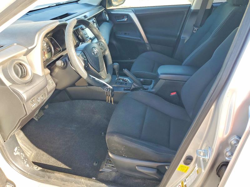 Photo 7 from auction – 2015 TOYOTA RAV4 XLE with VIN JTMWFREV6FD068547