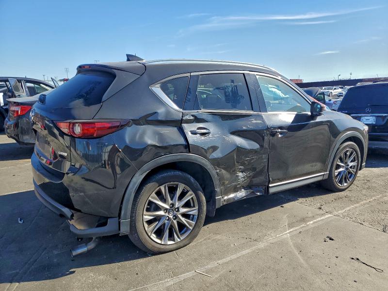Photo 3 from auction – 2019 MAZDA CX-5 SIGNA with VIN JM3KFBEY9K0511234
