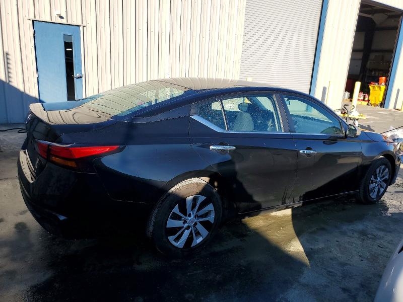 Photo 3 from auction – 2023 NISSAN ALTIMA S with VIN 1N4BL4BV2PN315370