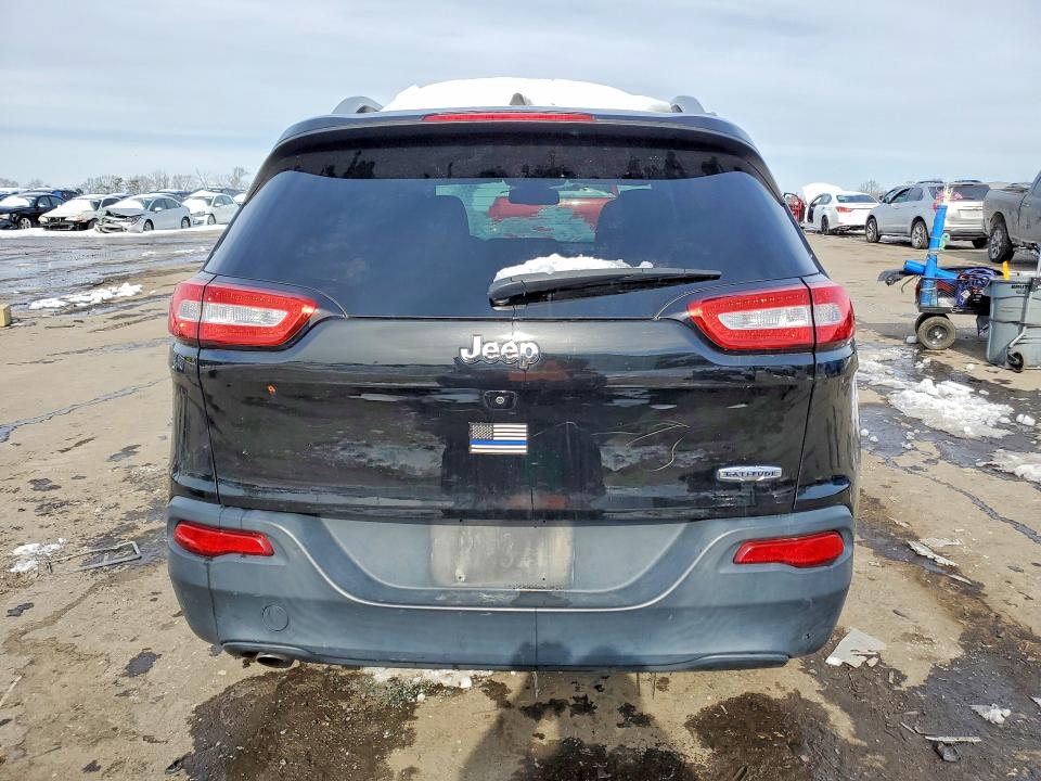 Photo 6 from auction – 2017 JEEP CHEROKEE with VIN 1C4PJLCB8HW508915