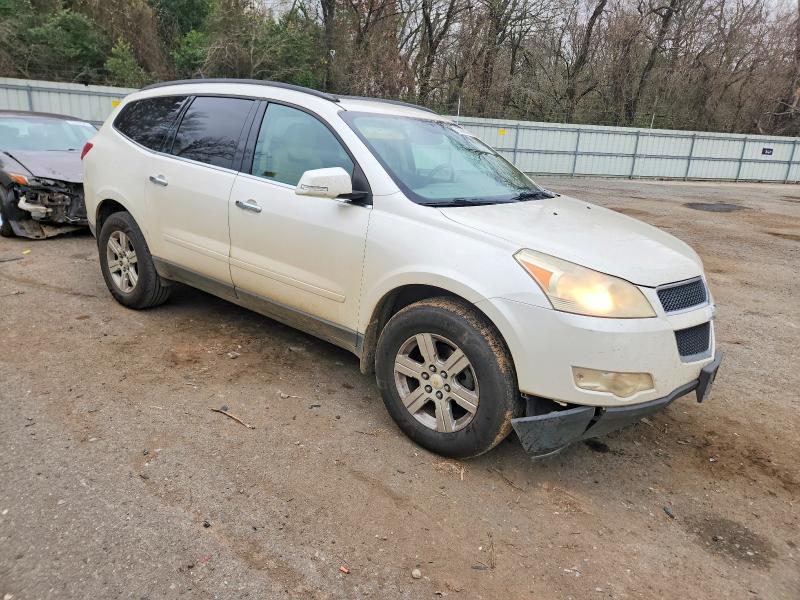 Photo 4 from auction – 2011 CHEVROLET TRAVERSE L with VIN 1GNKRJED0BJ395575