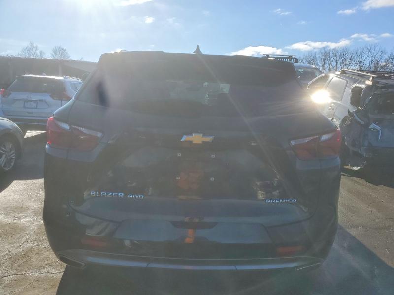 Photo 6 from auction – 2019 CHEVROLET BLAZER with VIN 3GNKBKRS1KS569221