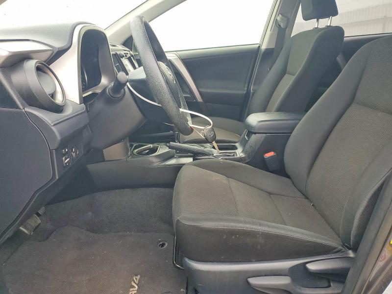 Photo 7 from auction – 2017 TOYOTA RAV4 LE with VIN JTMZFREV2HJ107605