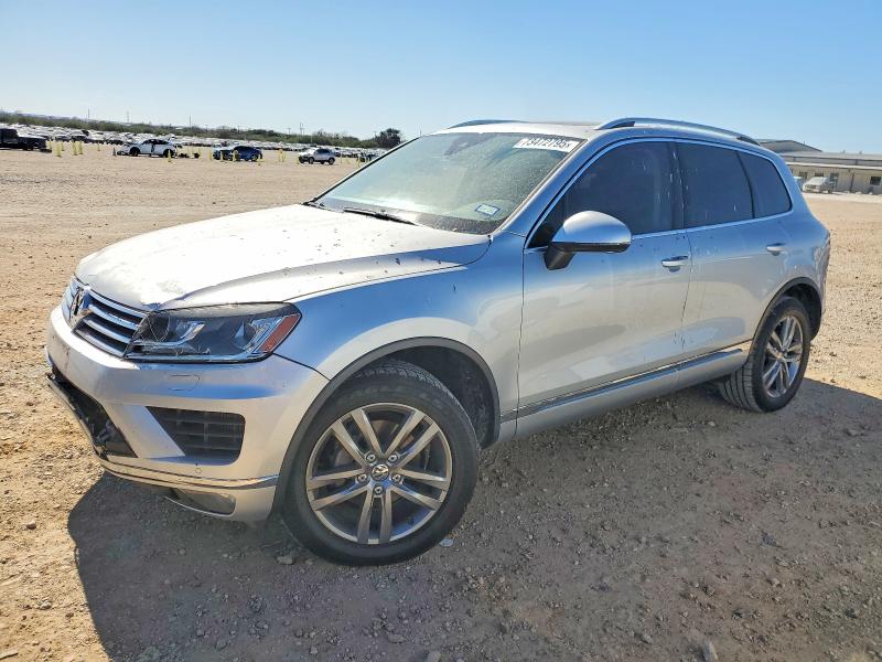 2016 VOLKSWAGEN TOUAREG TD